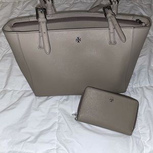 Tory Burch Robinson Tote